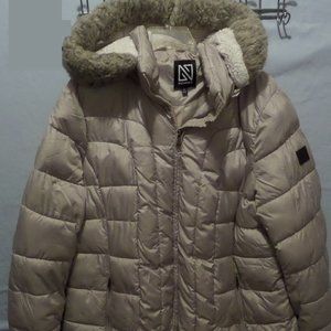 Nuvano tan winter coat with removable hat trimmed with fake fur 2X